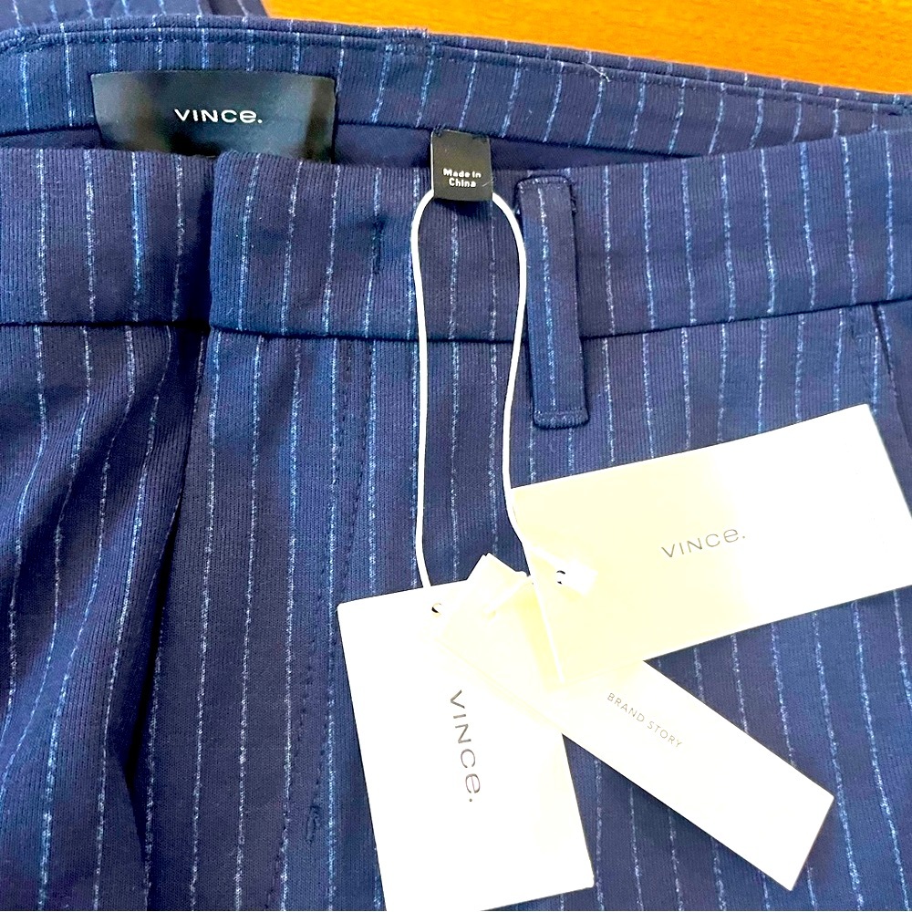 Vince Men’s, Luxury Casual Knitted Pants.